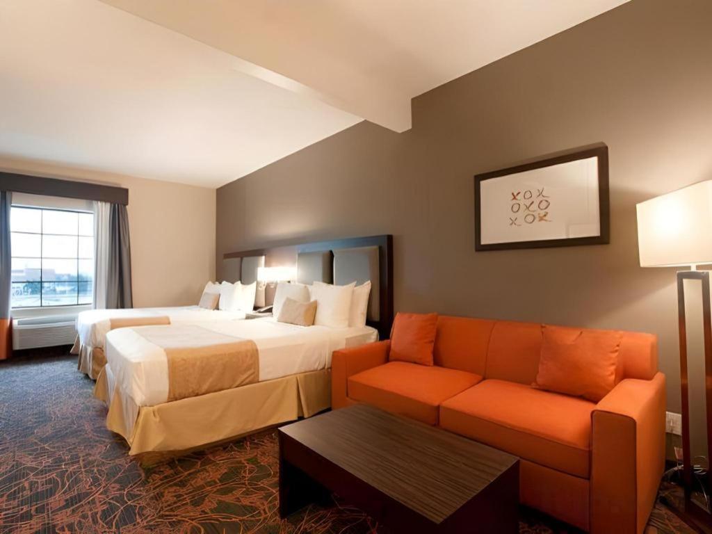 Best Western Plus Executive Inn Toronto Exterior photo